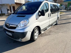 Opel Vivaro 2.5dci 145к.с Автоматик! Печка!Само днес!, снимка 2