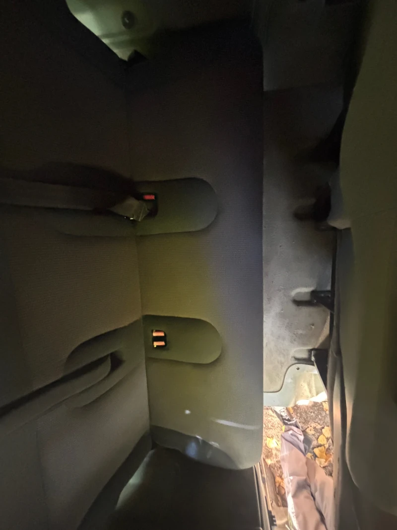 Opel Vivaro 2.5 cdci, снимка 17 - Бусове и автобуси - 52460558