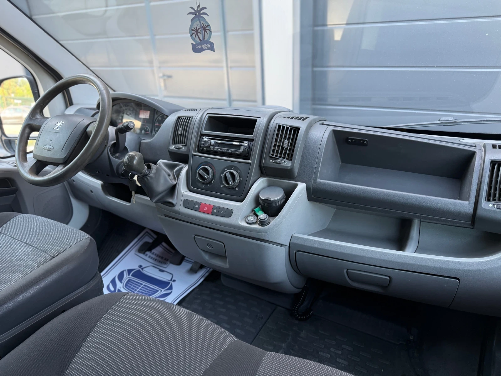 Peugeot Boxer 2.2 HDI 6+ 1 - изображение 10