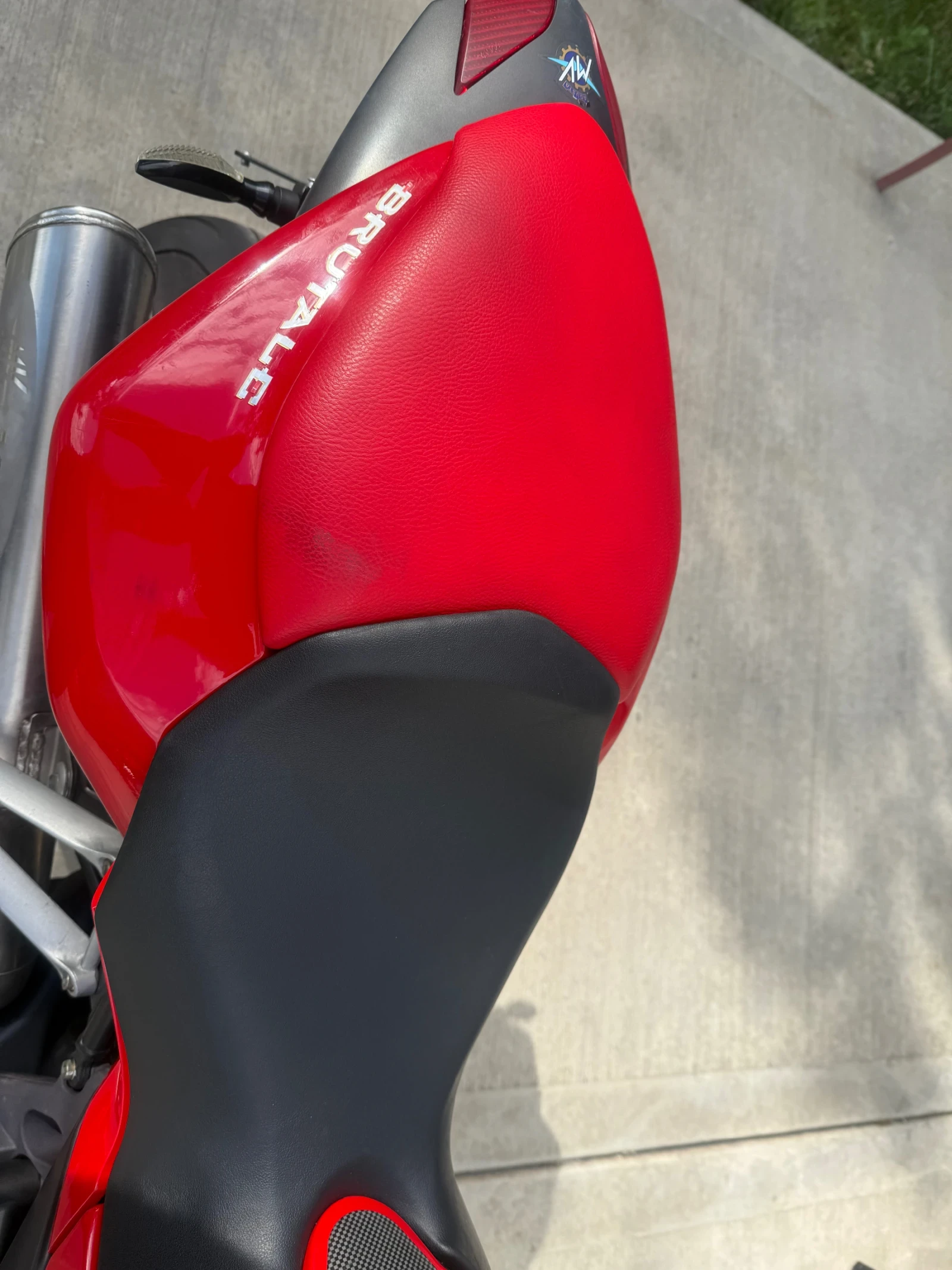 MV Agusta Brutale PERFEKTEN 750 - изображение 10