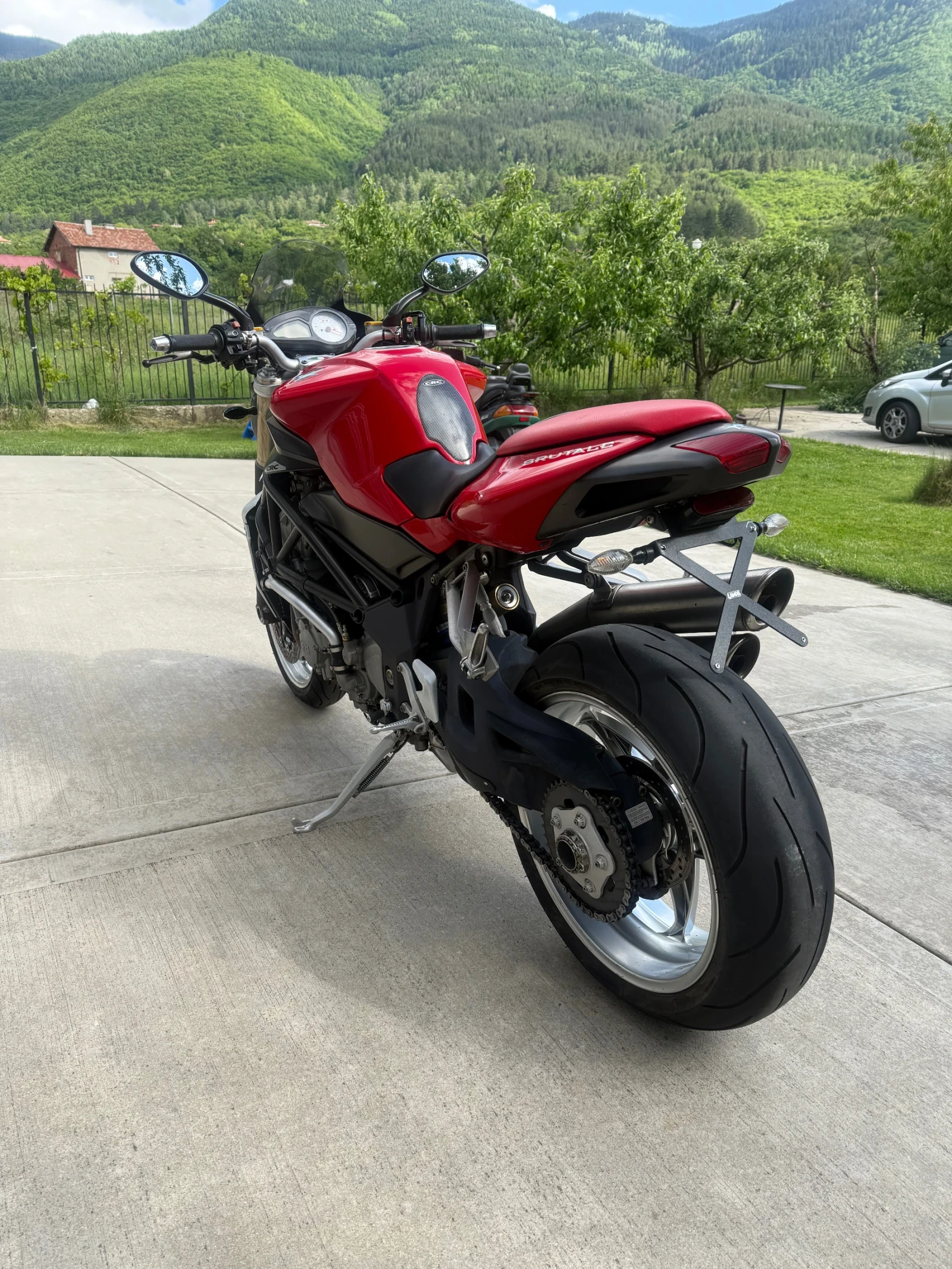 MV Agusta Brutale PERFEKTEN 750 - изображение 6