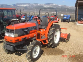 Трактор Kubota СКАЙТРАК, снимка 1