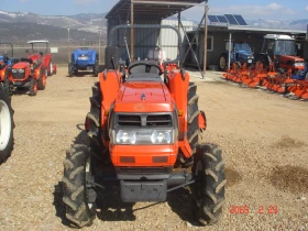 Трактор Kubota СКАЙТРАК, снимка 2