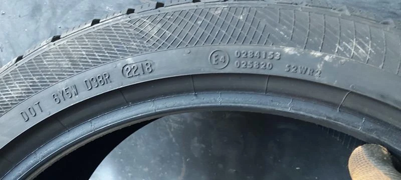 Гуми Зимни 255/40R19, снимка 6 - Гуми и джанти - 35130145