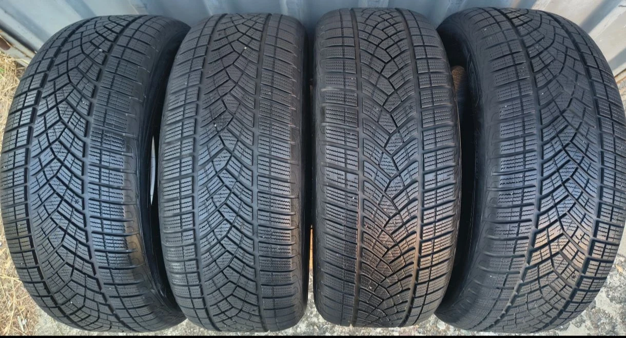 Гуми Зимни 255/55R19