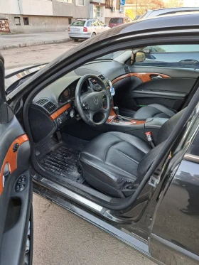 Mercedes-Benz E 200, снимка 7
