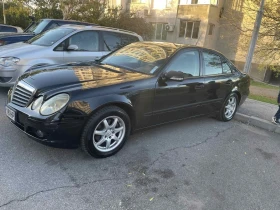 Mercedes-Benz E 200, снимка 1