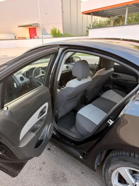 Chevrolet Cruze LS, снимка 8