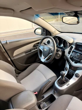 Chevrolet Cruze LS, снимка 17