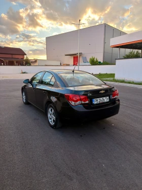 Chevrolet Cruze LS, снимка 7