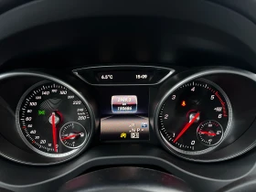 Mercedes-Benz CLA 180d AMG Premium , снимка 15