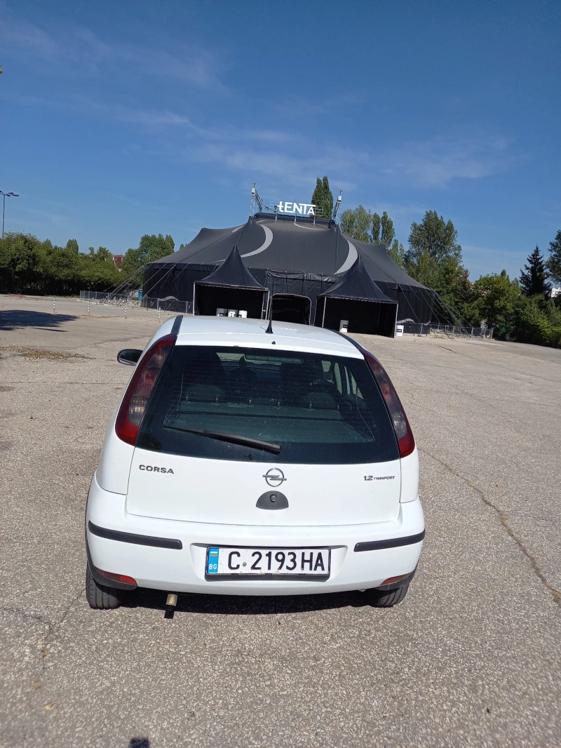 Opel Corsa 1.2, снимка 3 - Автомобили и джипове - 44739424