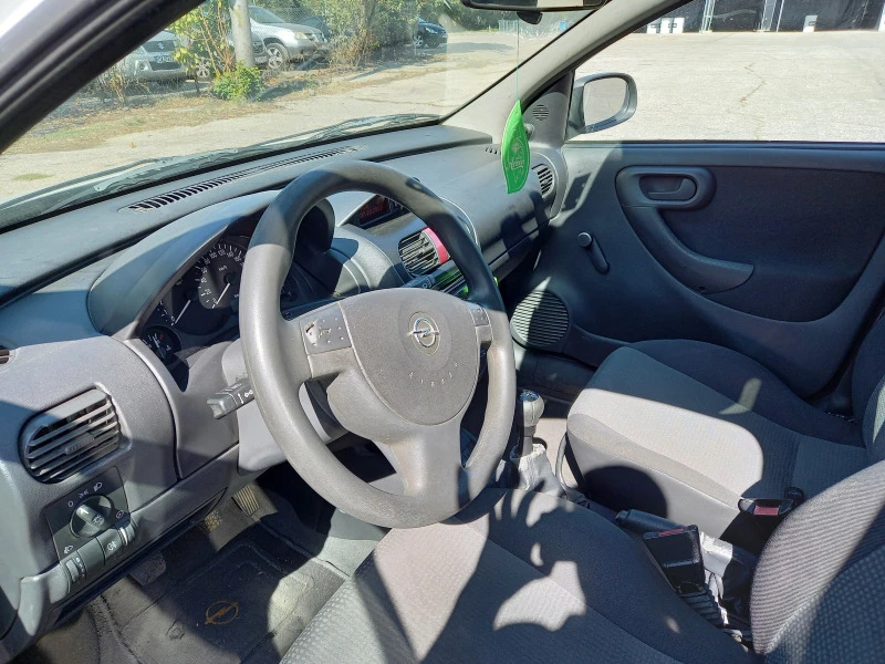 Opel Corsa 1.2, снимка 9 - Автомобили и джипове - 44739424