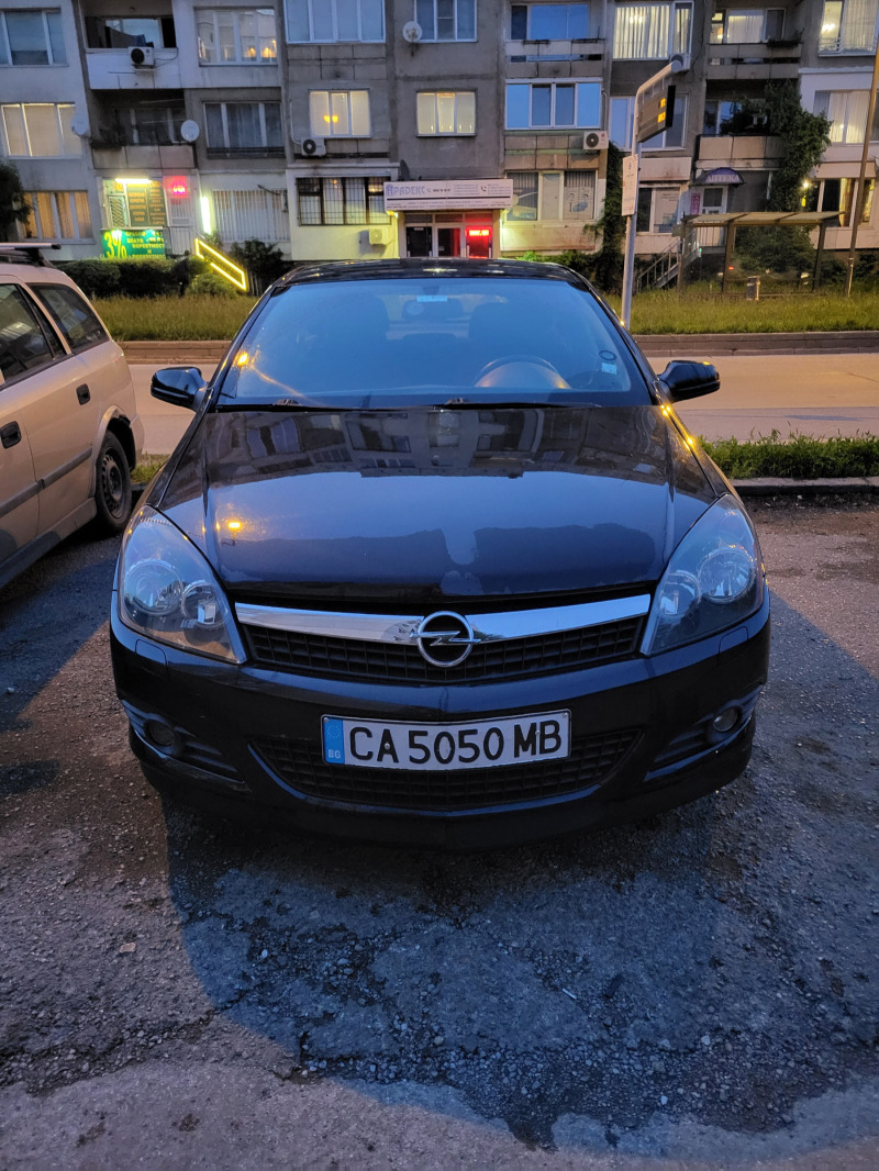 Opel Astra GTC, снимка 1 - Автомобили и джипове - 45829565