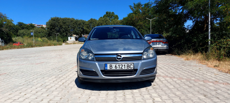 Opel Astra, снимка 1 - Автомобили и джипове - 46434315