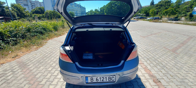 Opel Astra, снимка 12 - Автомобили и джипове - 46434315