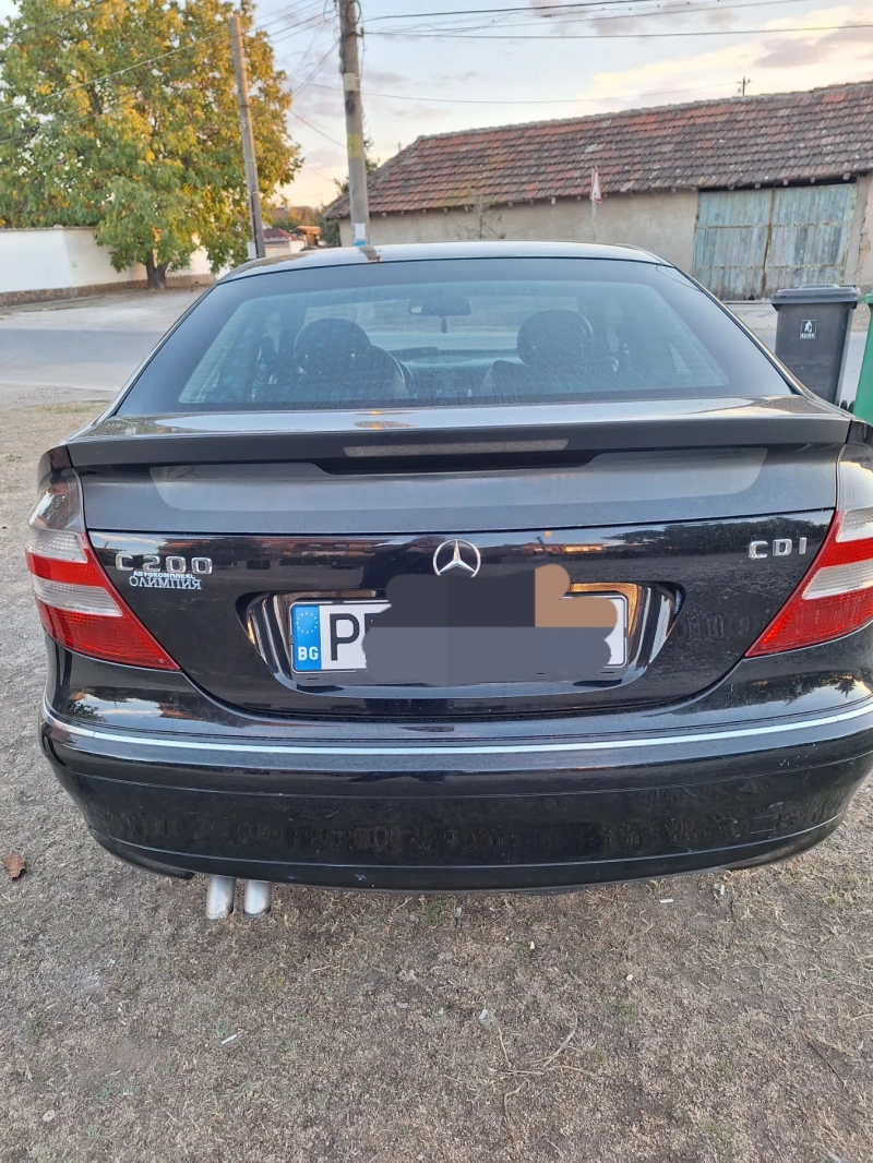 Mercedes-Benz C 200, снимка 2 - Автомобили и джипове - 47597168