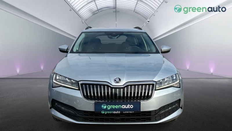 Skoda Superb 2.0 TDi DSG, Месечна вноска от 555 лв., снимка 8 - Автомобили и джипове - 48772576