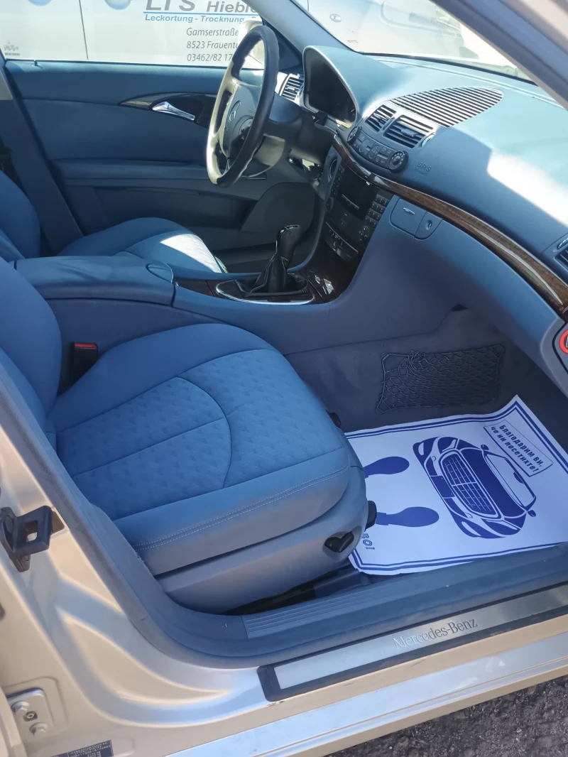 Mercedes-Benz E 220, снимка 8 - Автомобили и джипове - 52477980
