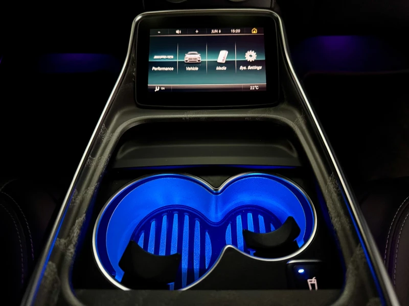 Mercedes-Benz AMG GT 53 4matic+ НОВ от Силвър Стар, снимка 12 - Автомобили и джипове - 50577714