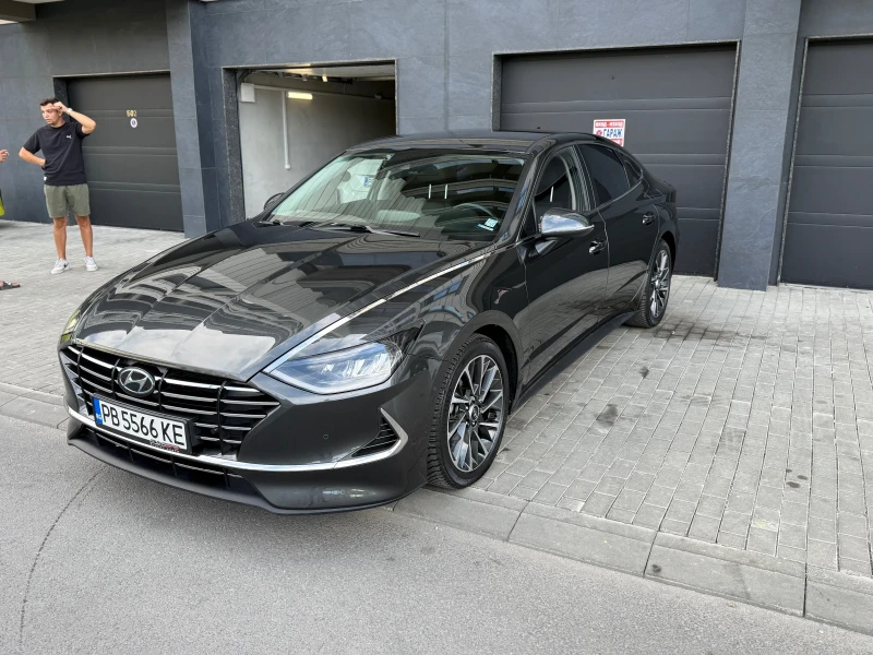 Hyundai Sonata 2.0CVVL/FULL/BOSE/Distronic/Асистент/КАСКО, снимка 2 - Автомобили и джипове - 51625094