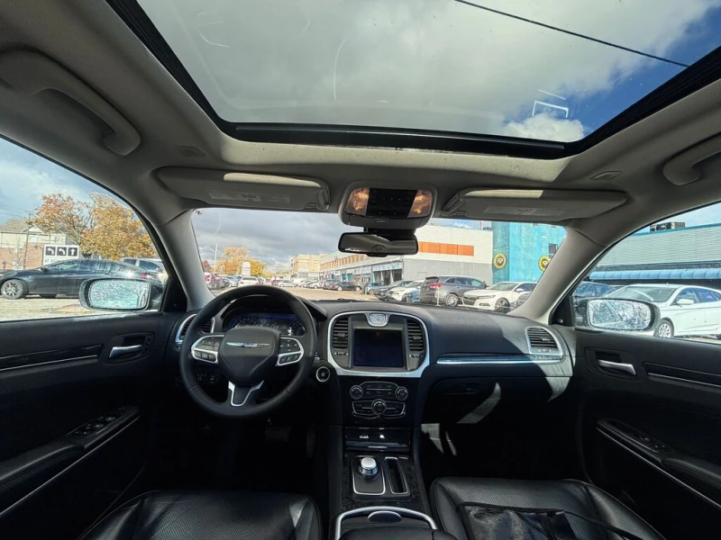 Chrysler 300c Touring L, снимка 9 - Автомобили и джипове - 52478000