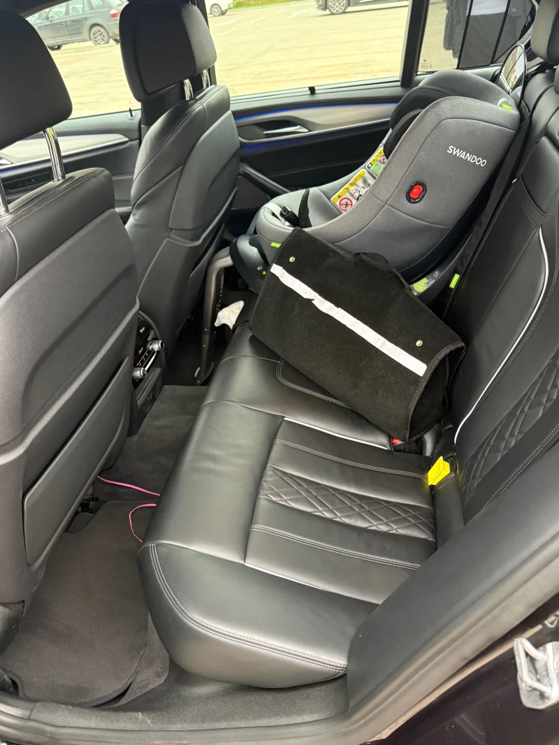 BMW 530 xDrive - ФУЛЛ ЕКСТРИ - ПЪЛНА ИСТОРИЯ, снимка 17 - Автомобили и джипове - 52654158