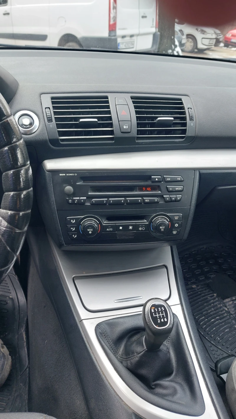 BMW 118, снимка 6 - Автомобили и джипове - 53349557