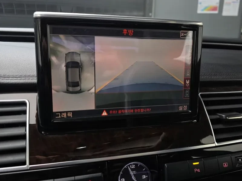 Audi A8 3.0 Tdi Quattro D4, снимка 17 - Автомобили и джипове - 53285618