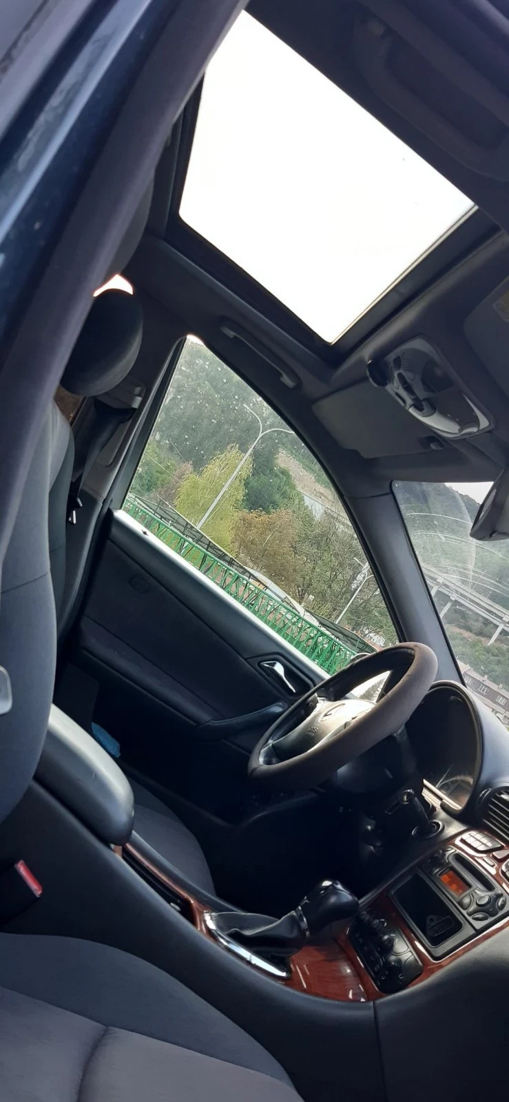 Mercedes-Benz C 220, снимка 7 - Автомобили и джипове - 54427786