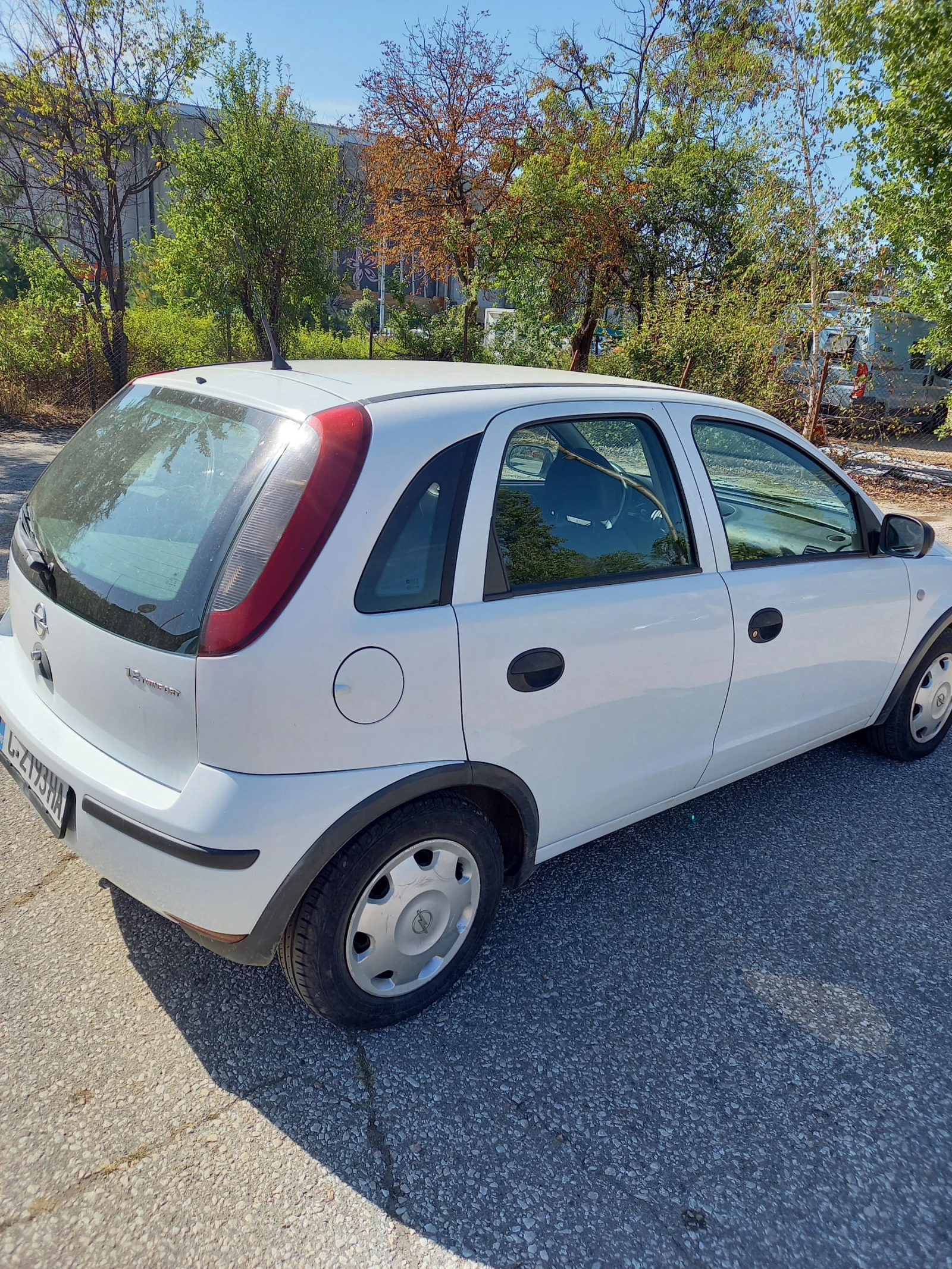 Opel Corsa 1.2 - изображение 2