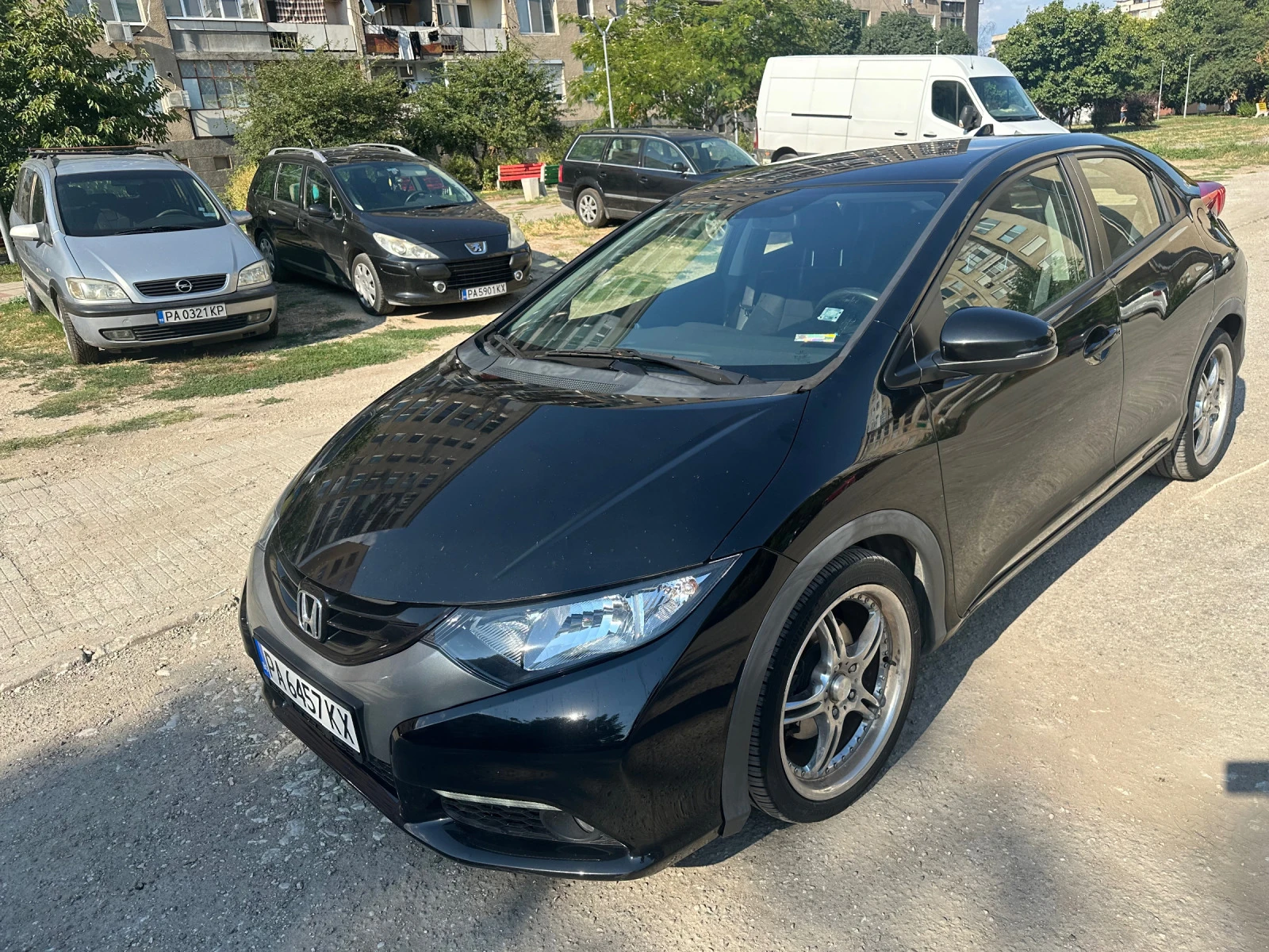 Honda Civic 1, 6 i-Dtec - изображение 6