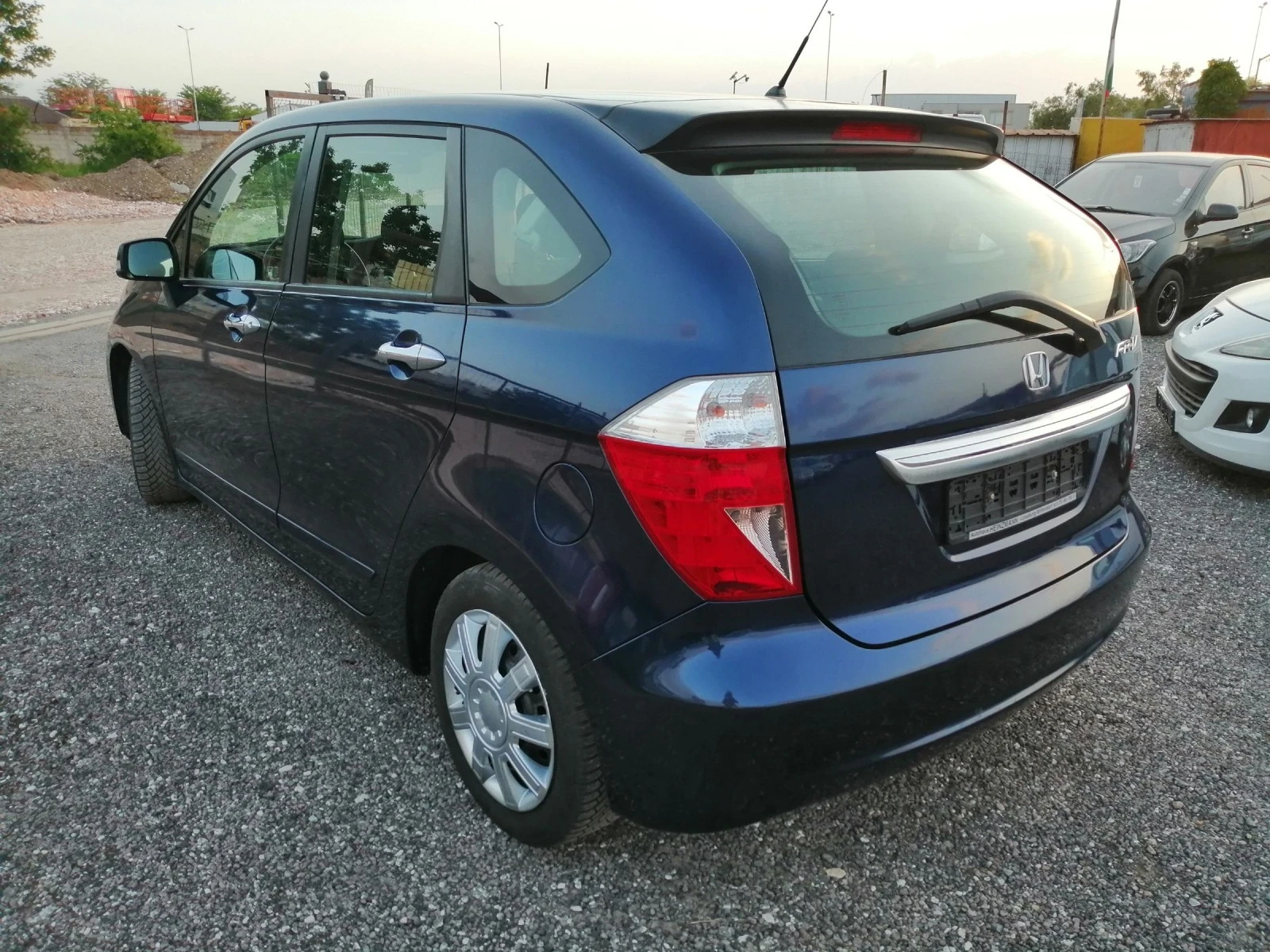 Honda Fr-v 2.2i-CTDi 140кс EURO4 - изображение 7