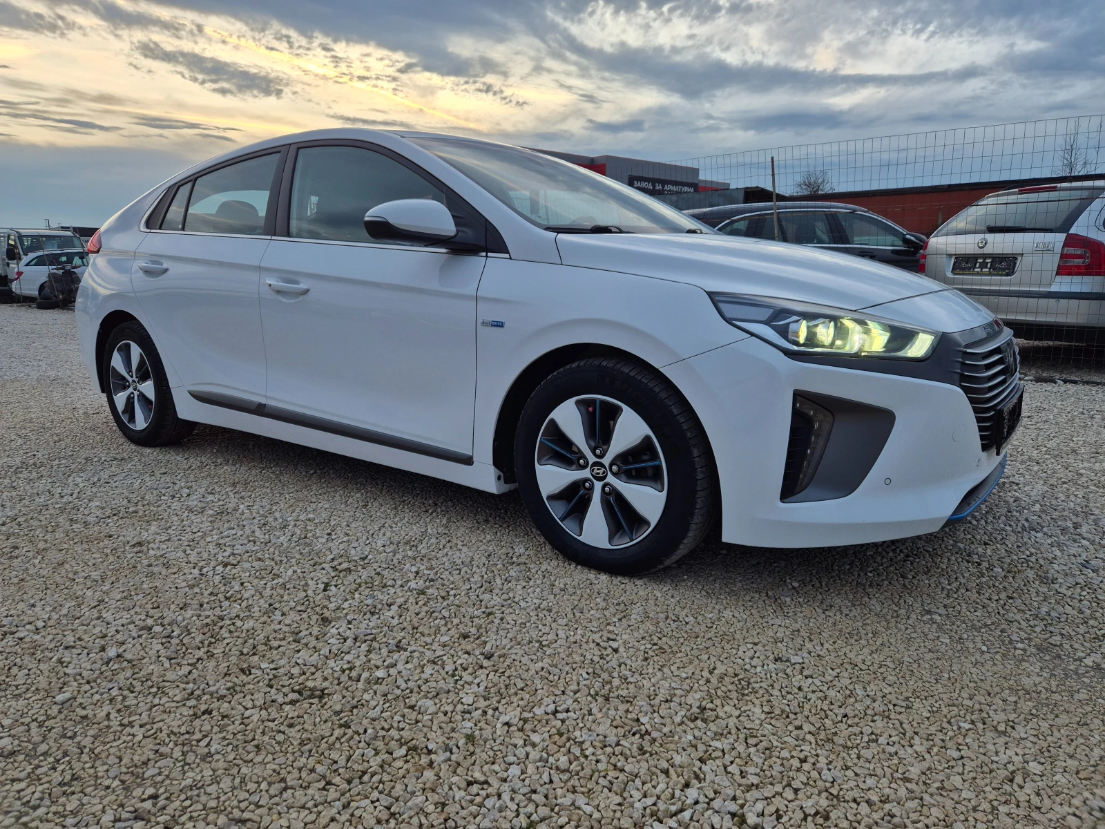 Hyundai Ioniq 1.6phev plug-in - [1] 