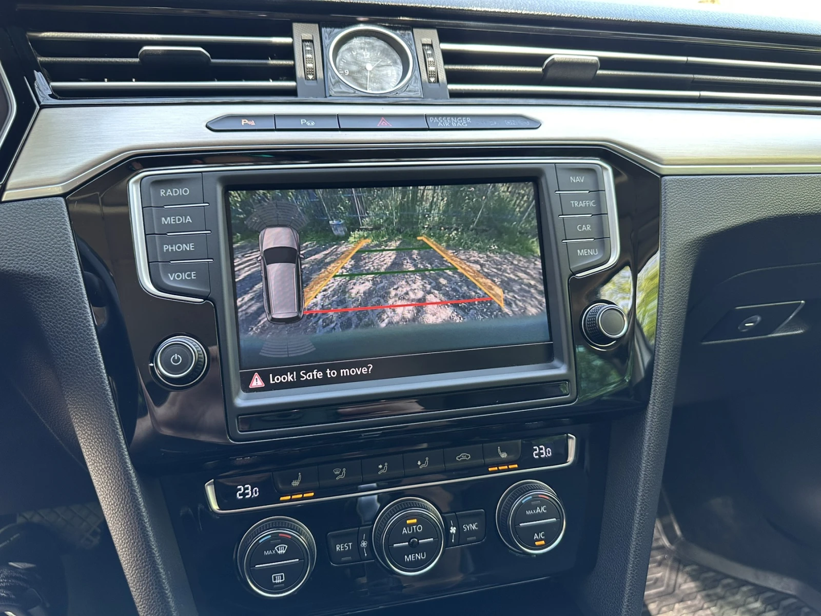 VW Passat 2.0 | Mobile.bg — изображение 14