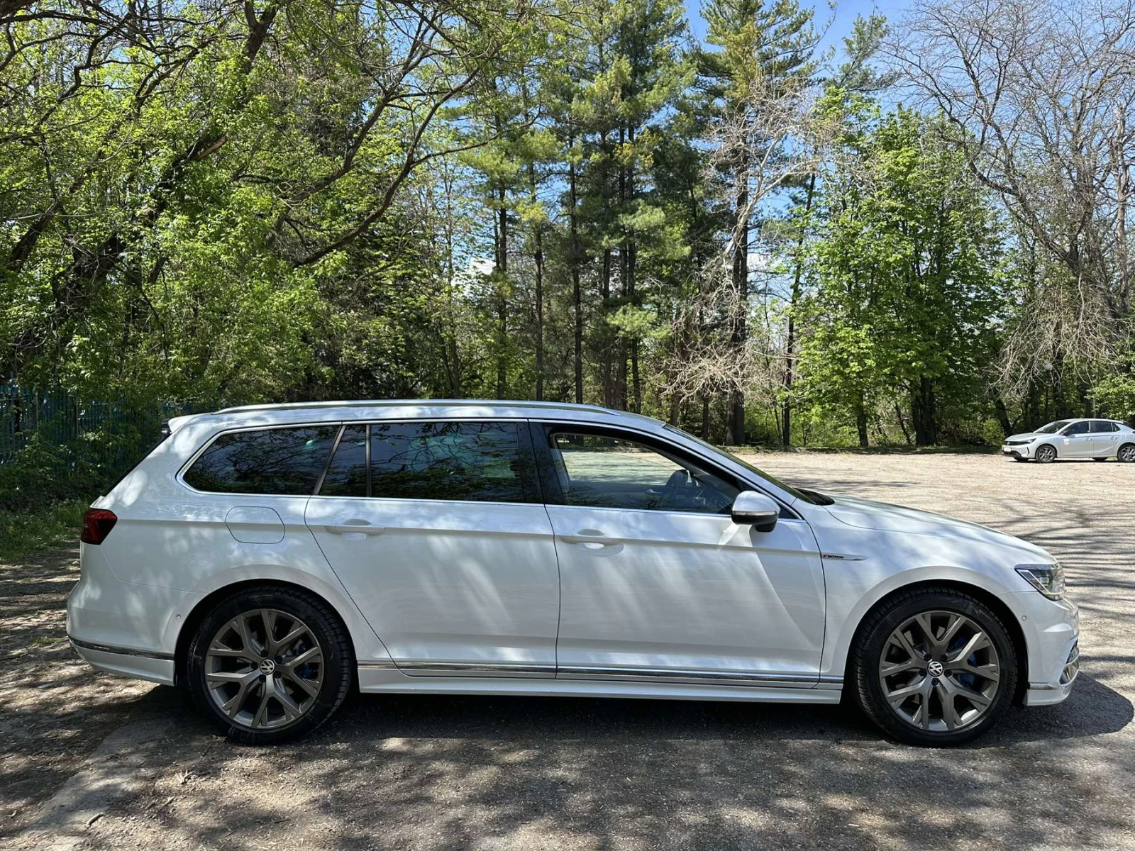VW Passat 2.0 - изображение 5