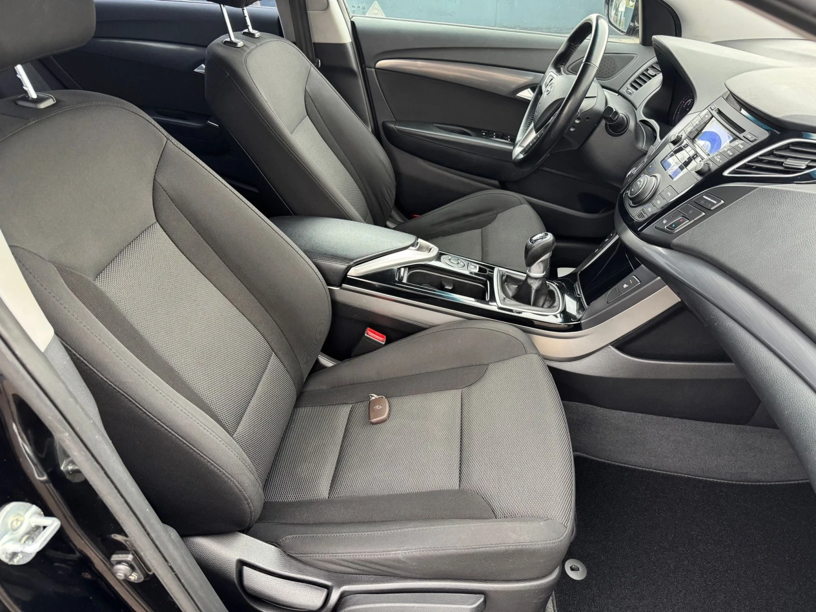 Hyundai I40 1, 7CRDI Blue M/T Style - изображение 10