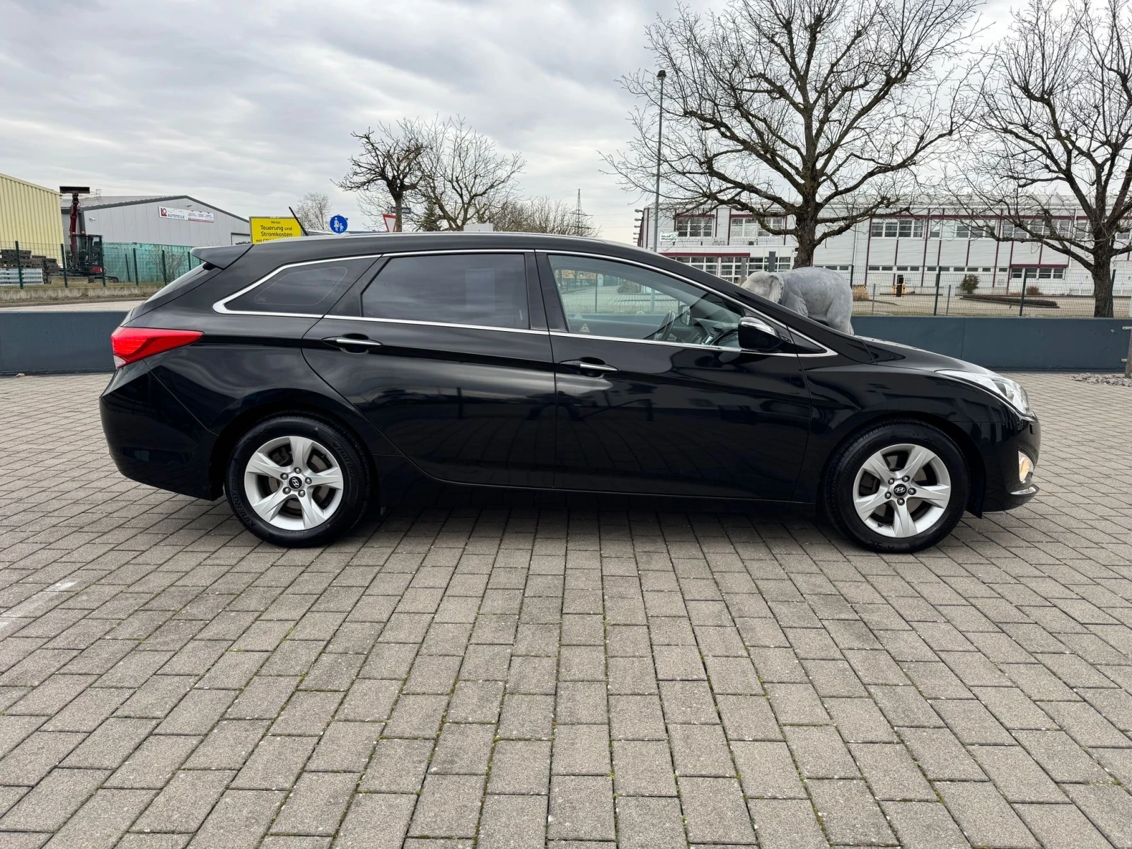 Hyundai I40 1, 7CRDI Blue M/T Style - изображение 7