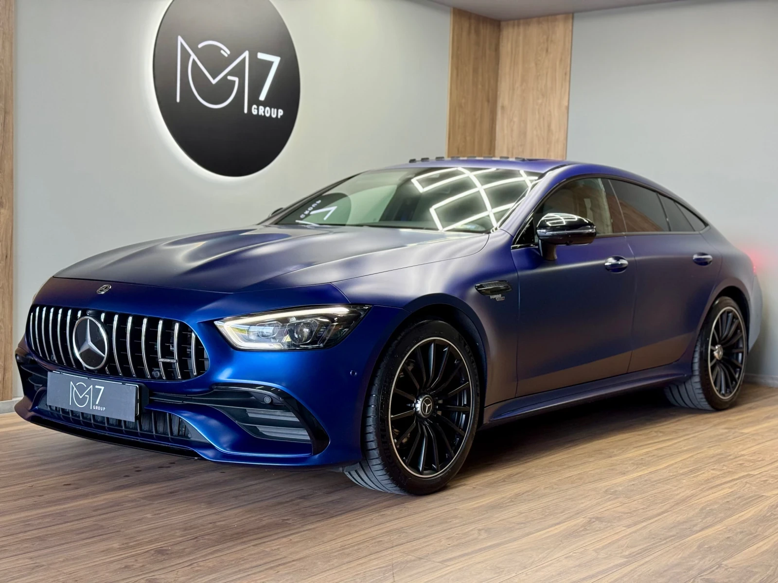 Mercedes-Benz AMG GT 53 4matic+ НОВ от Силвър Стар - изображение 3