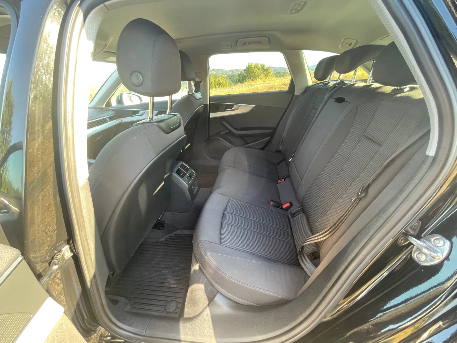 Audi A4 252 к.с. от Белгия, 2-ри собственик | Mobile.bg — изображение 12