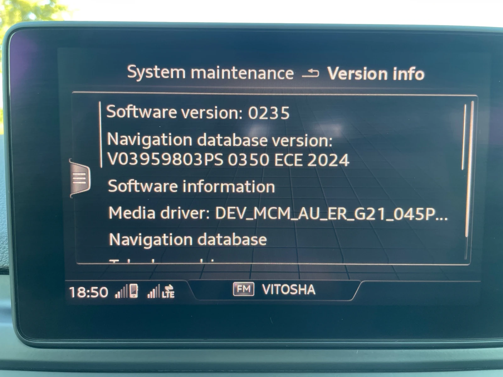 Audi A4 252 к.с. от Белгия, 2-ри собственик | Mobile.bg — изображение 13