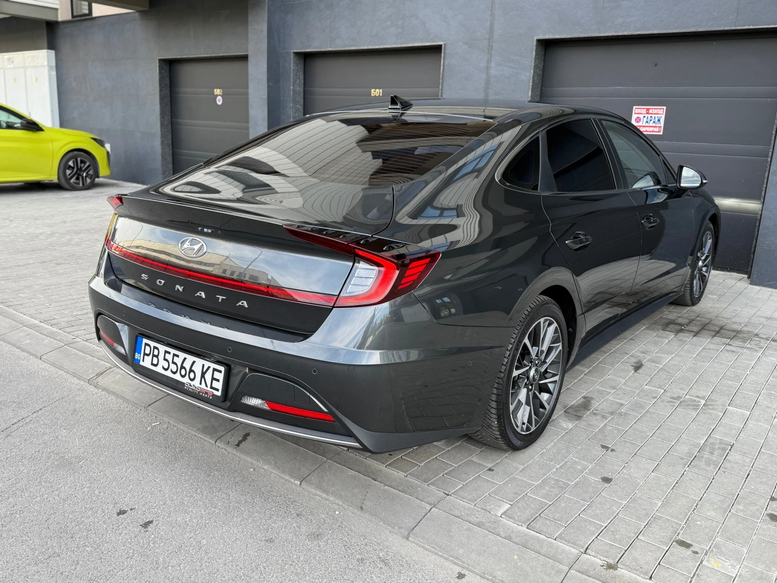 Hyundai Sonata 2.0CVVL/FULL/BOSE/Distronic/Асистент/КАСКО - изображение 5