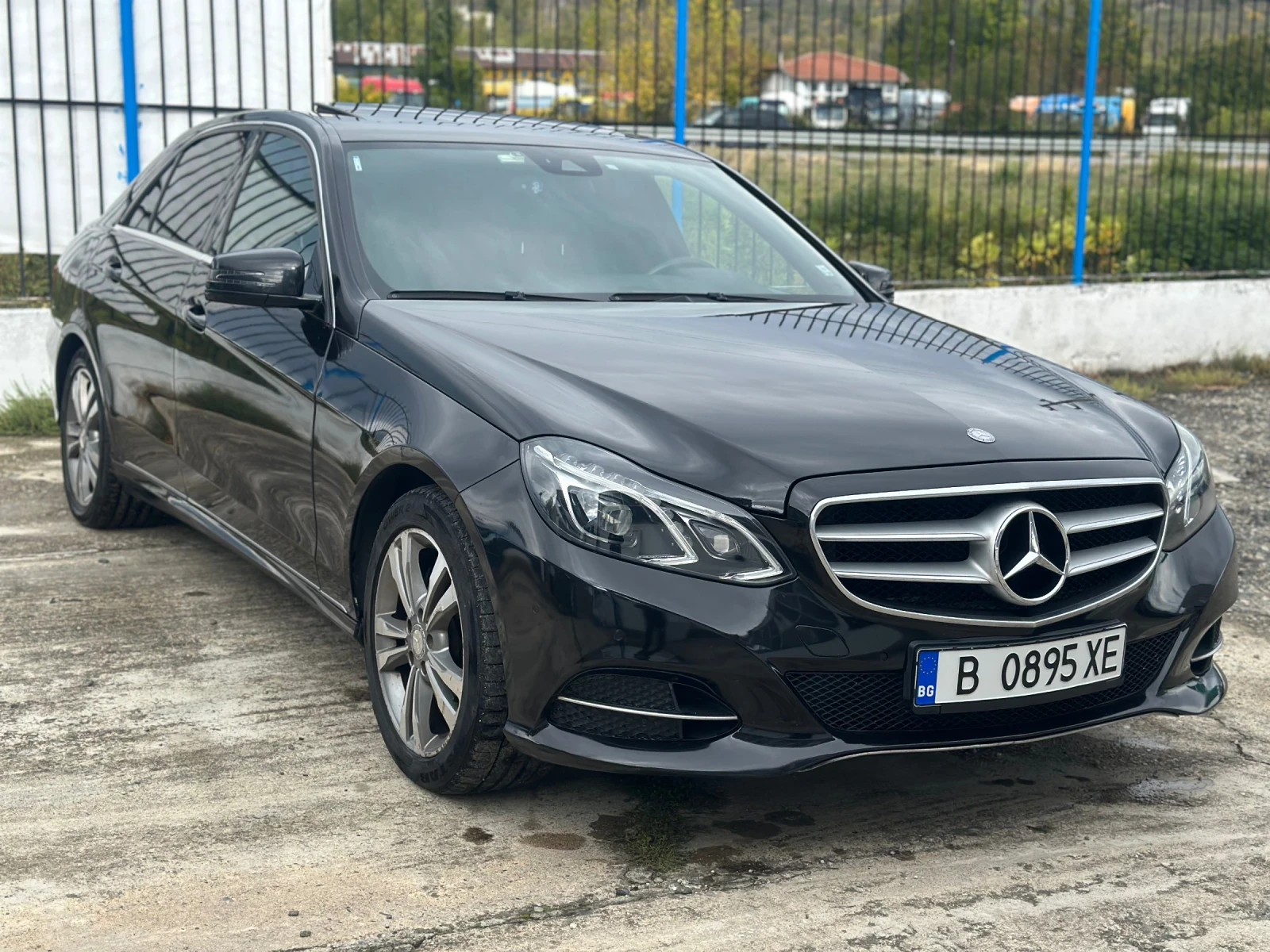 Mercedes-Benz E 220 2.2 CDI AVANTGARDE - изображение 2