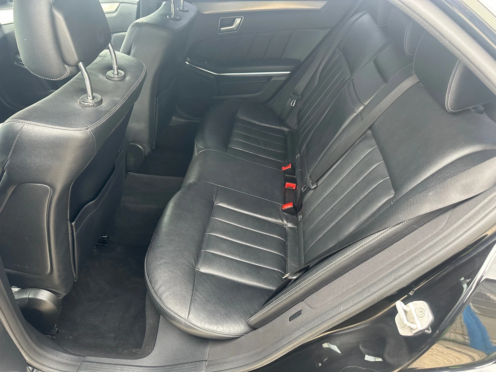 Mercedes-Benz E 220 AVANTGARDE | Mobile.bg   11