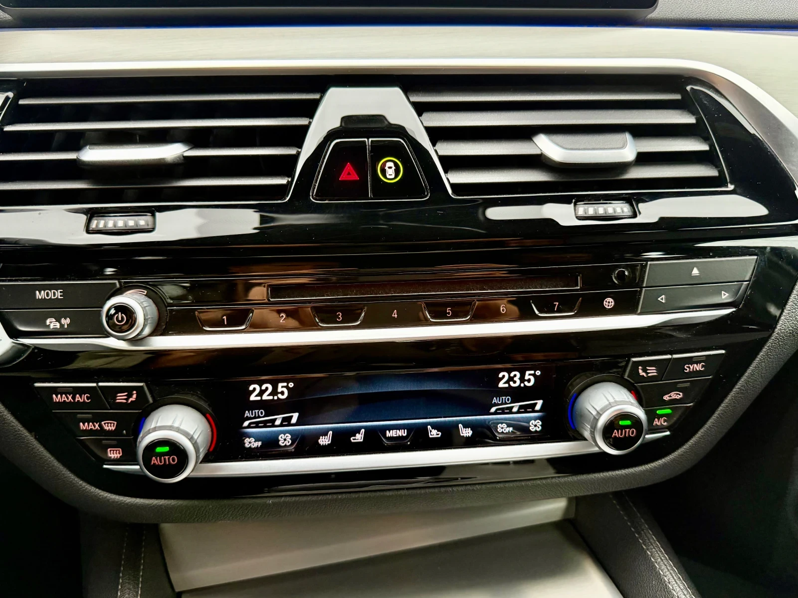 BMW 530 xDrive -   -   | Mobile.bg   12