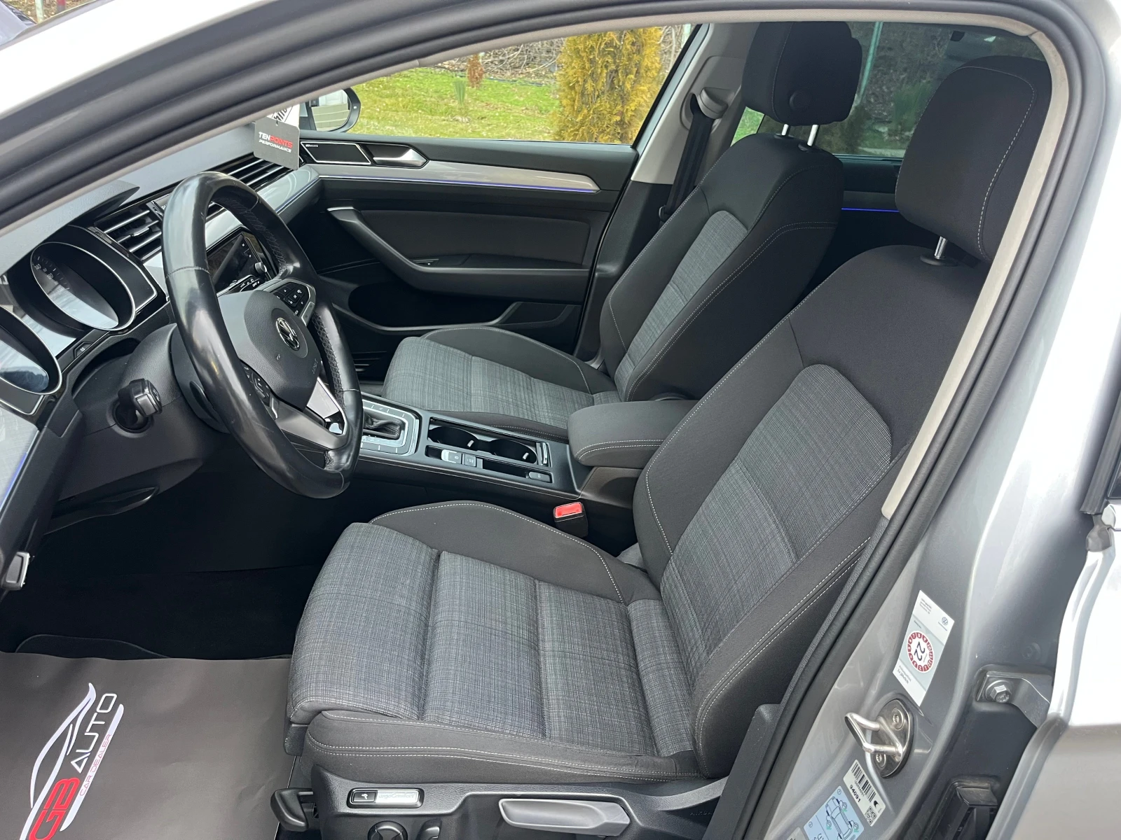 VW Passat FACE* 190к.с.* DYNAUDIO* АМБИЕНТ* МАСАЖ*  - изображение 9