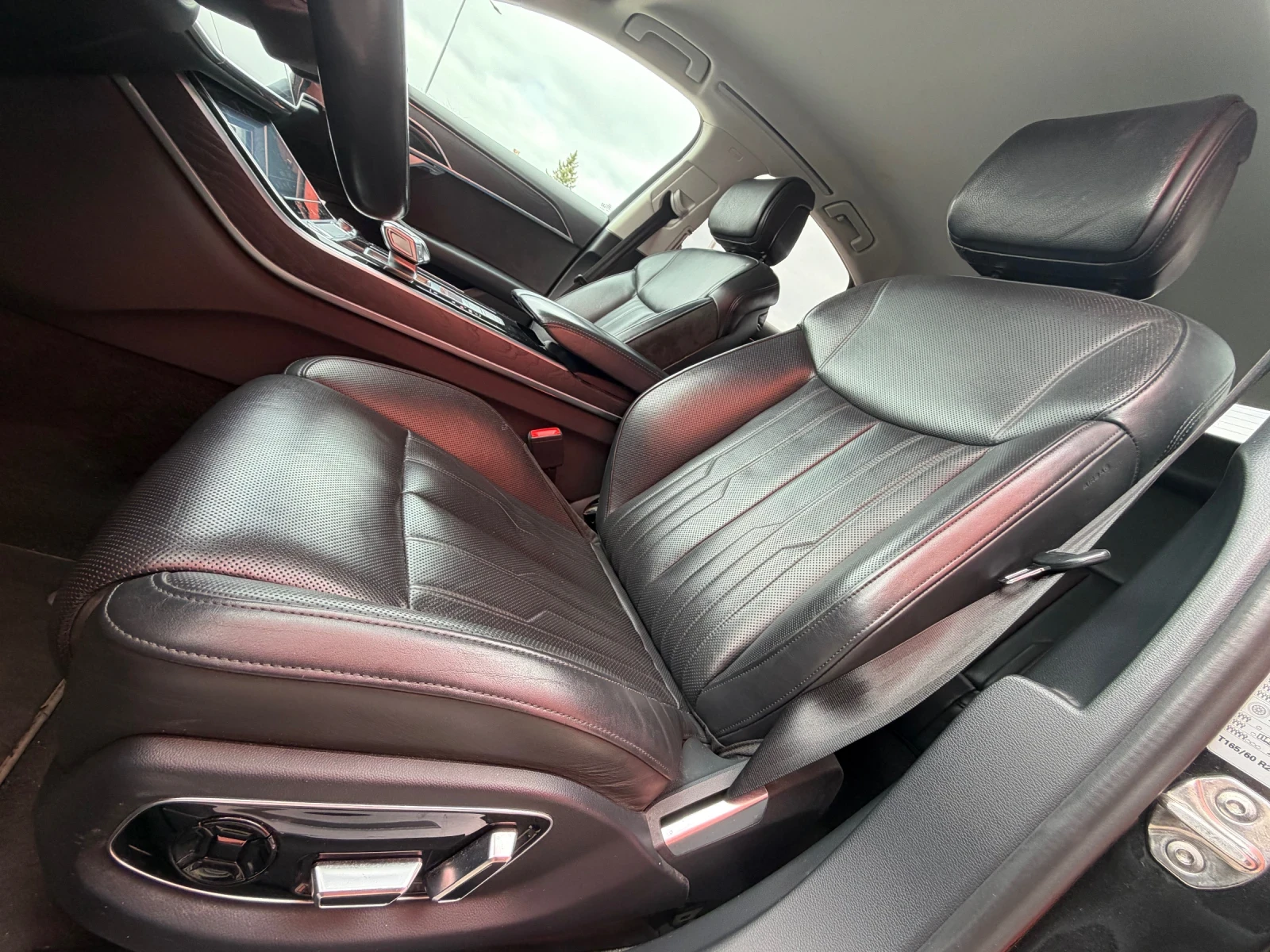 Audi A8 50TDI* 21г* LASSER* Обдухване, снимка 16 - Автомобили и джипове - 54041358