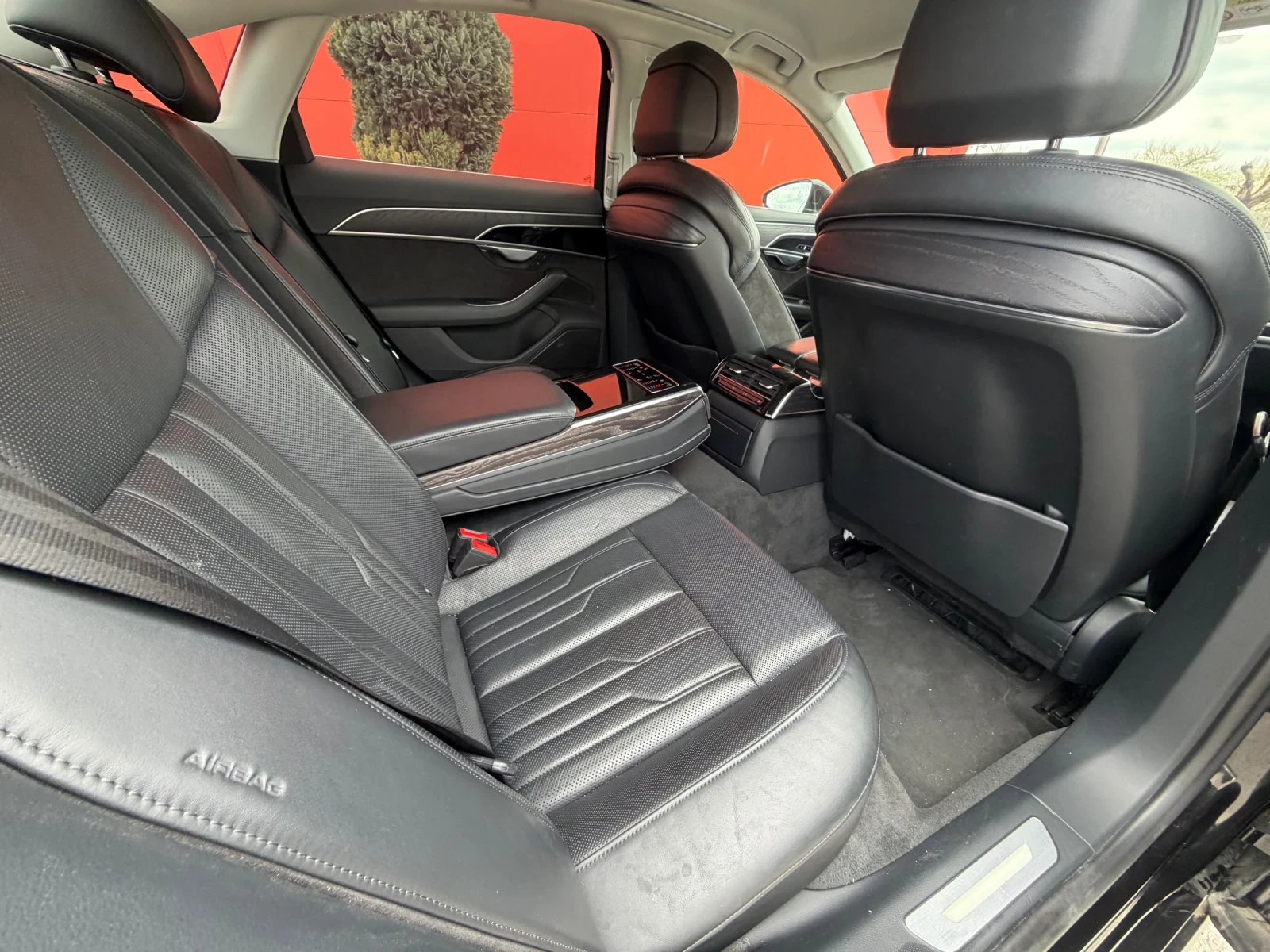 Audi A8 50TDI* 21г* LASSER* Обдухване, снимка 9 - Автомобили и джипове - 54041358