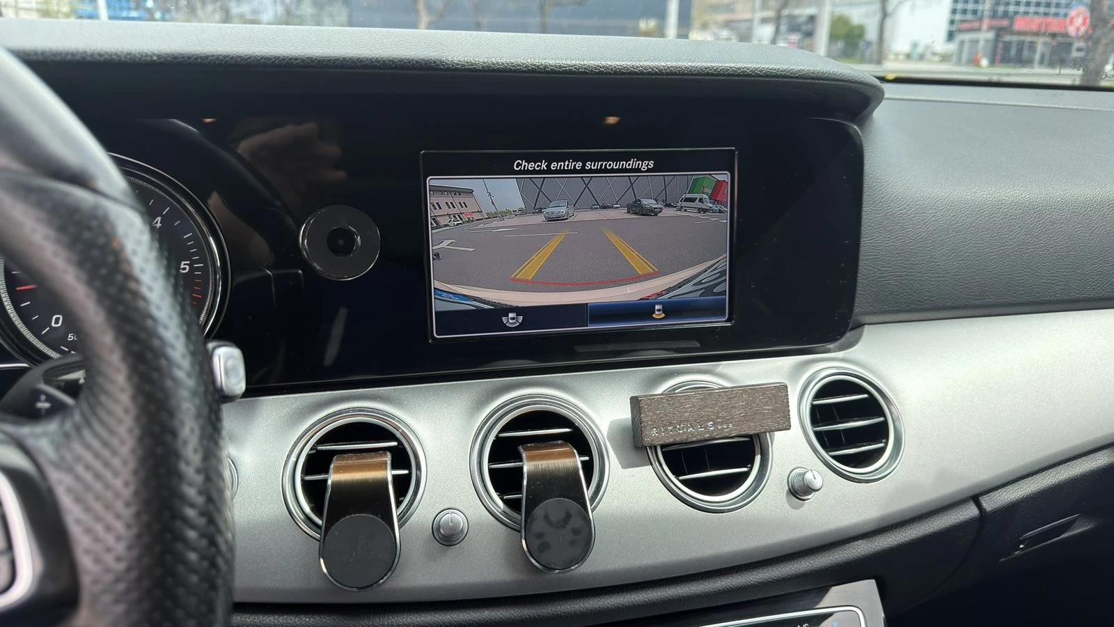 Mercedes-Benz E 200 2.0d-Navi-Kamera-, снимка 12 - Автомобили и джипове - 54214397