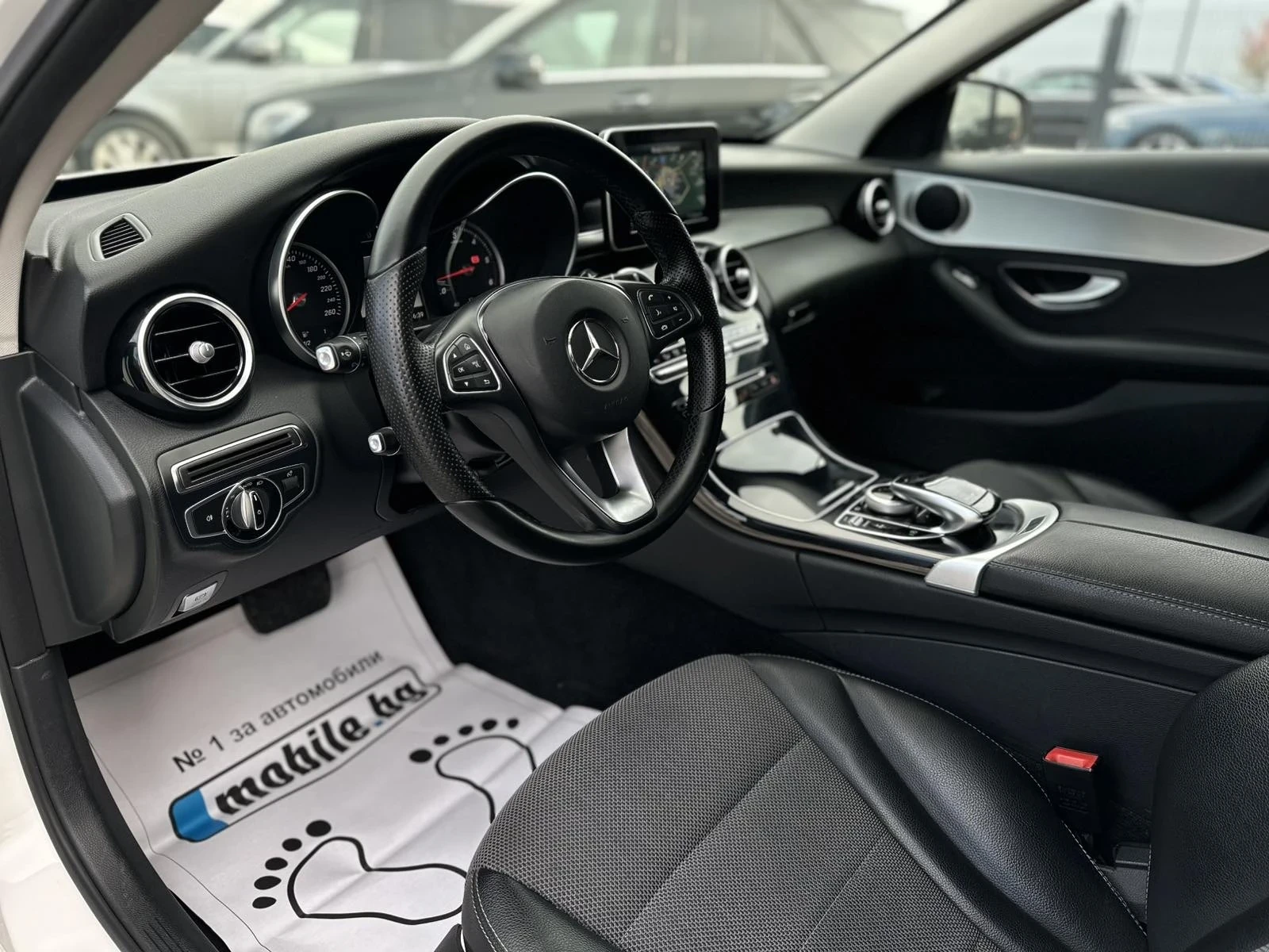 Mercedes-Benz C 220, снимка 6 - Автомобили и джипове - 54261160